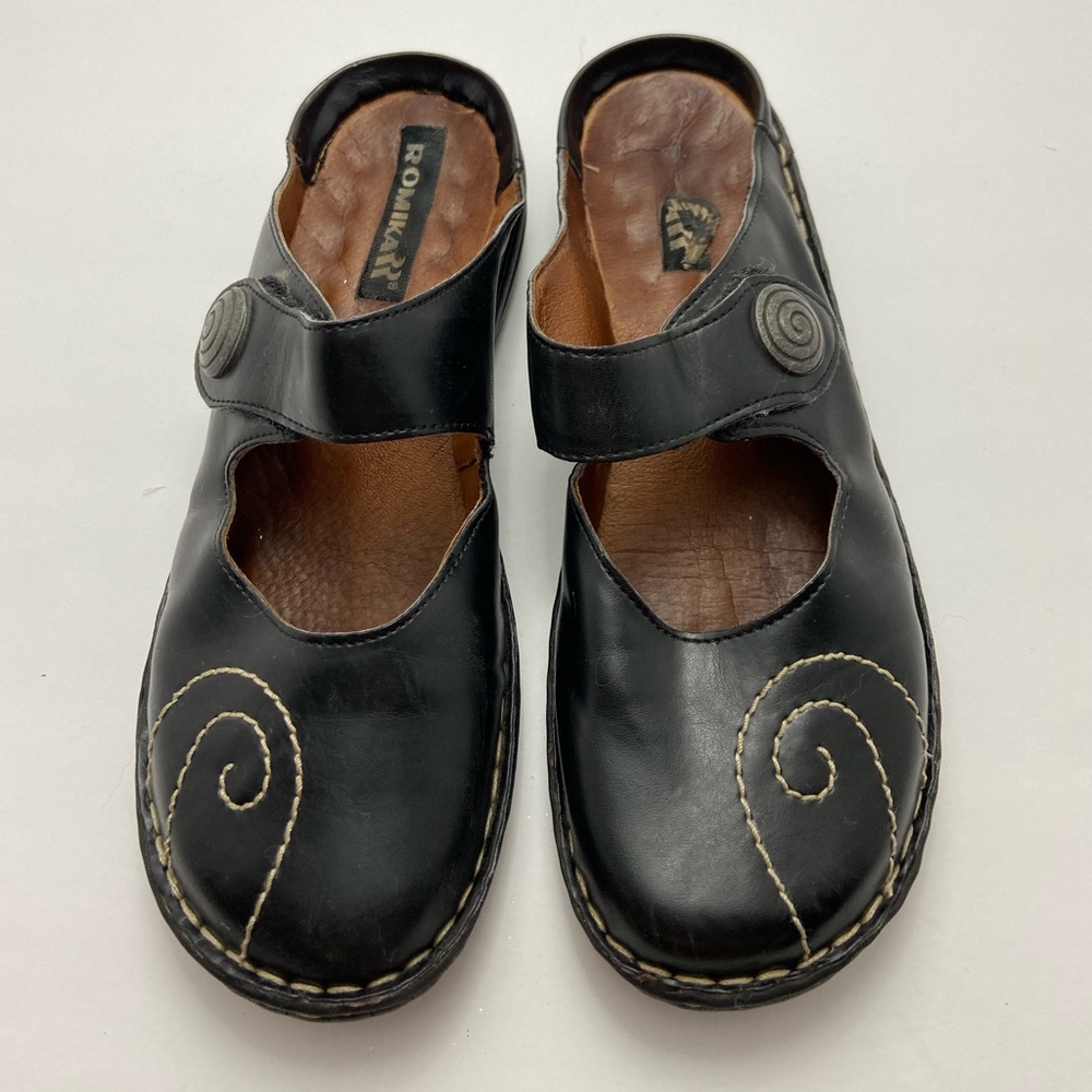 Romika Josef Seibel Size 9 Black with white stitching